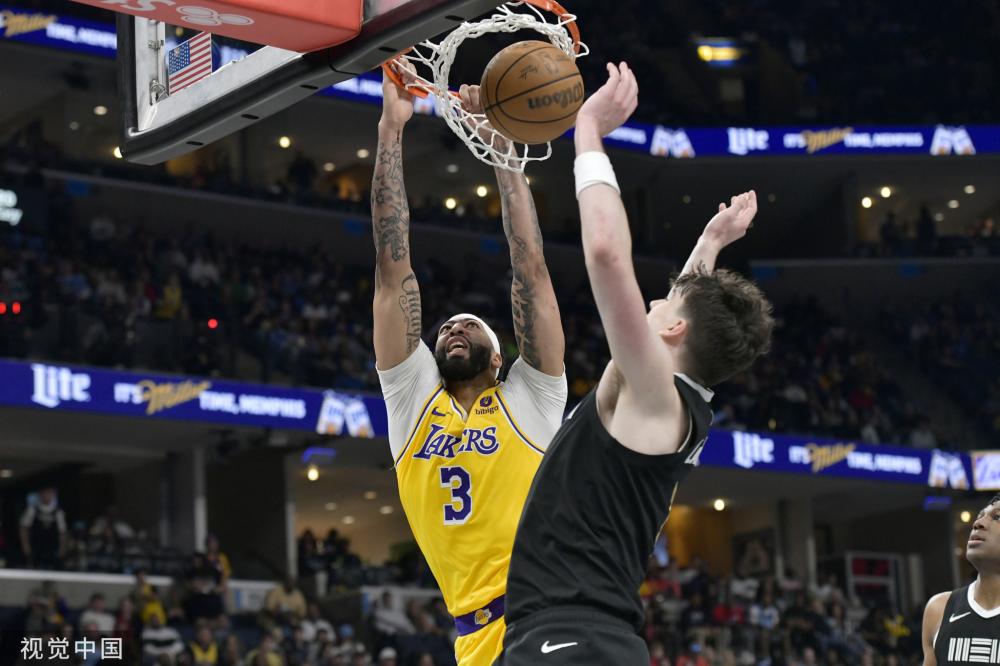 使得球队在 使得球队在