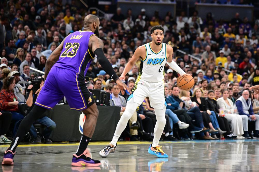 随着中国足 随着中国足