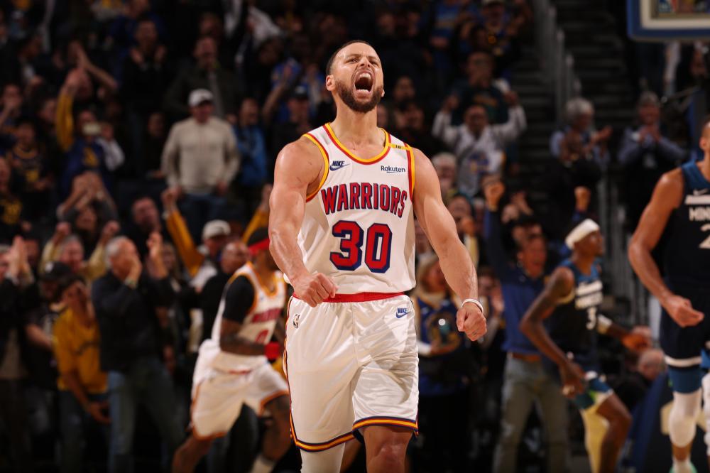 争冠形势对 争冠形势对