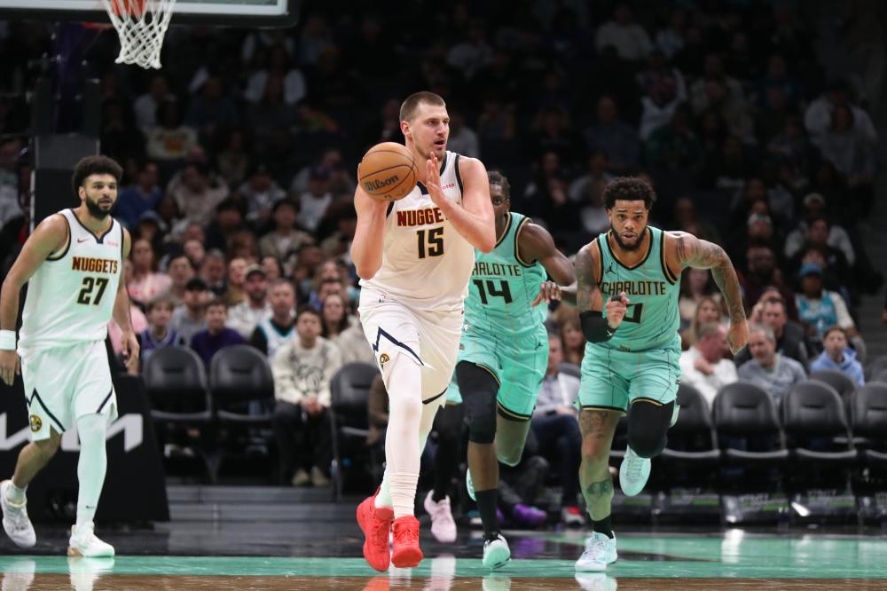 在另一场比 在另一场比