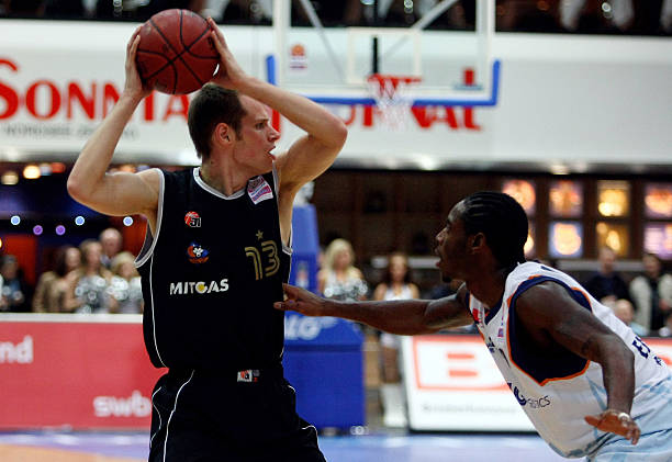 弘扬体育精 弘扬体育精