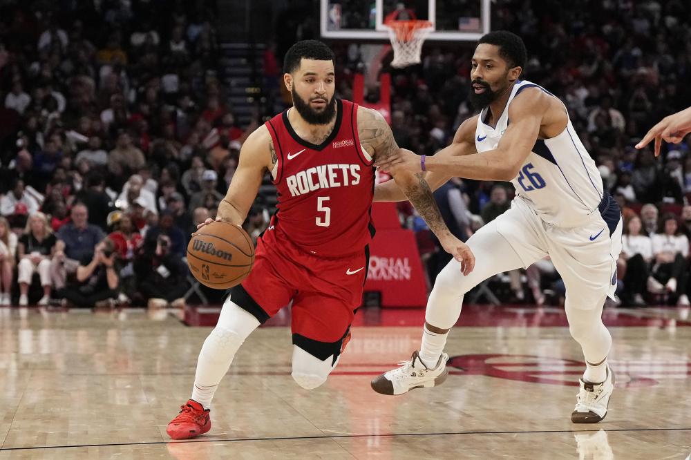 更是整个中 更是整个中